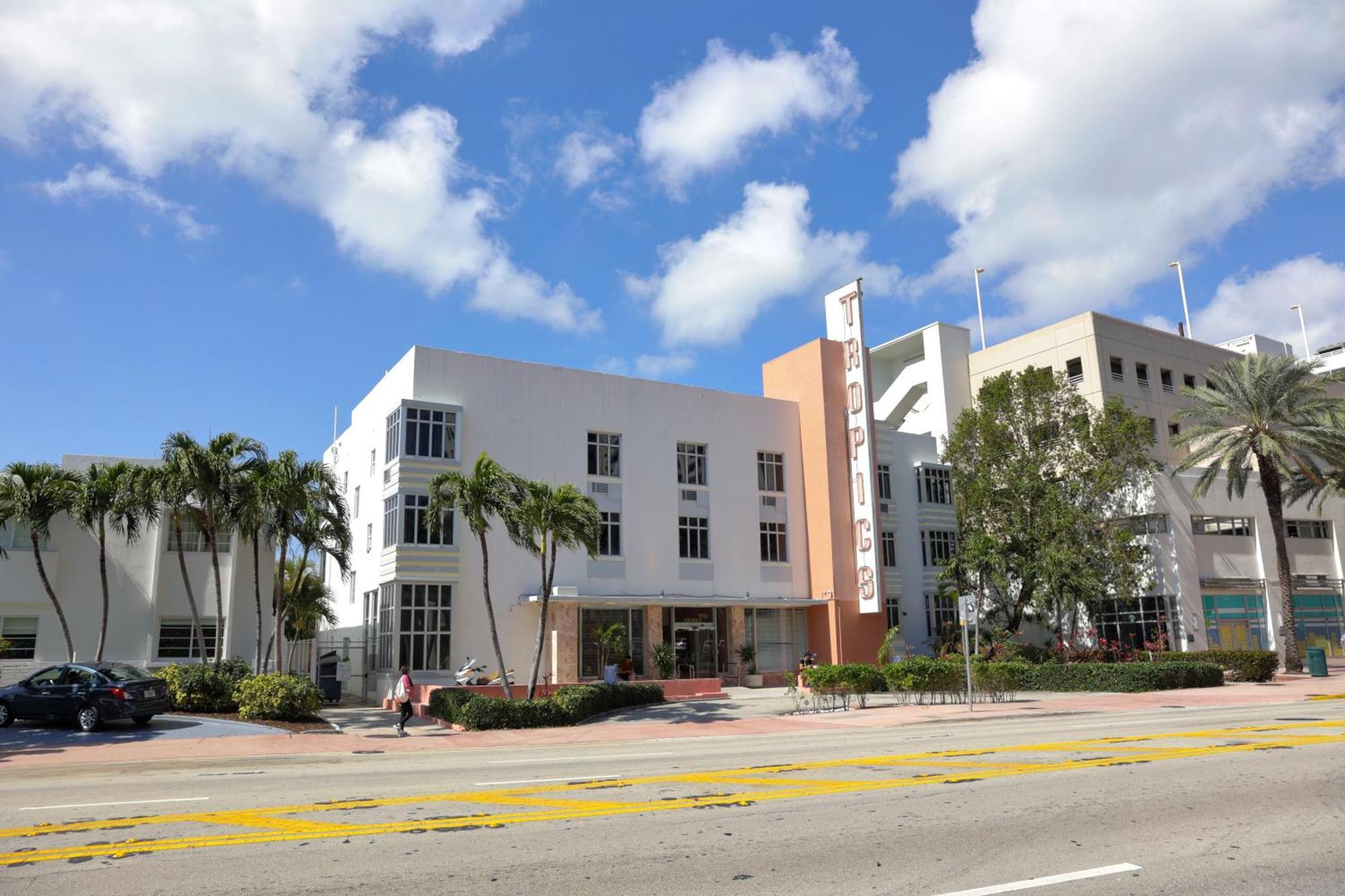 Tropics Hotel Miami Beach Exterior photo